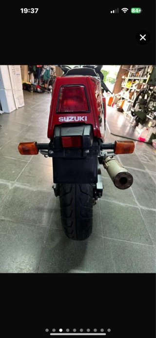 Suzuki GSXR1100 1988 16.000 kms slabside