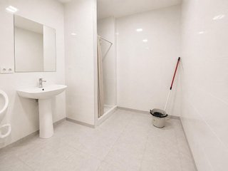 Local comercial en alquiler en La Malva-rosa en Valencia