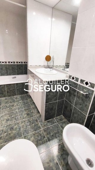 Piso en alquiler en Aiora en Valencia