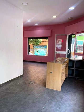 Local comercial en alquiler en El Candado - El Palo en Málaga