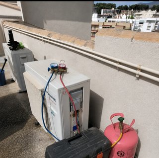 Técnico aire acondicionado Benalmádena