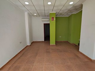 Local comercial en venta en Parque Ayala - Jardín de la Abadía - Huelín en Málaga