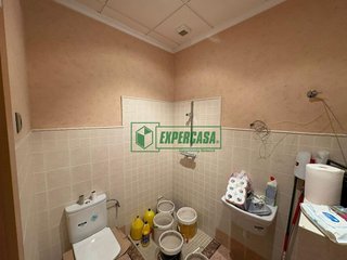 Local comercial en alquiler en Núcleo Urbano en Pobla de Vallbona (la)
