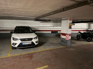 Garaje en alquiler en L'Antiga Esquerra de l'Eixample en Barcelona