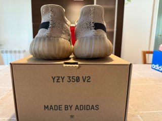 Adidas Yeezy Boost 350 V2 Gris/Carbon