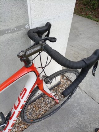 Bicicleta Focus triatlon izalco