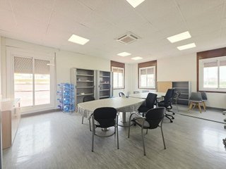 Oficina en alquiler en El Grau en Valencia