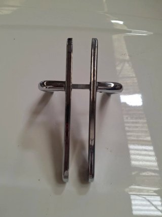 Manivelas de puerta de acero Made in Italy