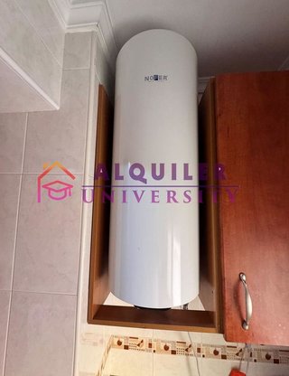 Piso en alquiler en El Juncal - Av. de la Paz en Sevilla