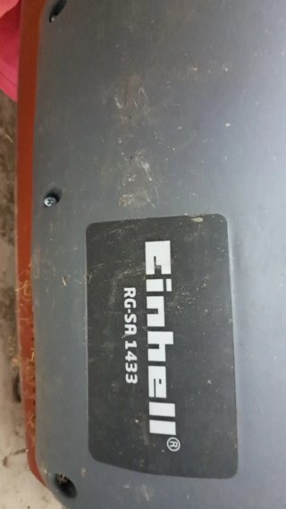Maquina cortacesped Viking y escarificador einhell