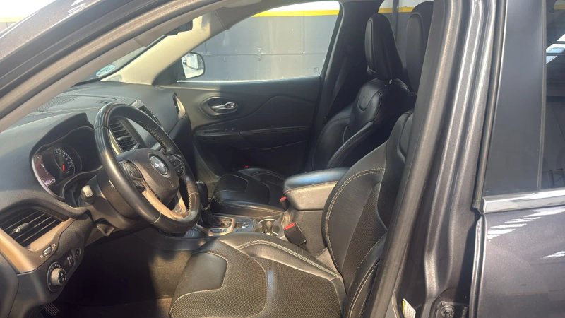 Jeep Cherokee 2015, foto 8