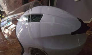 Casco Moto Blanco Jiekai con Visera