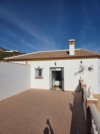 Chalet en alquiler en Sayalonga