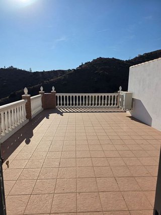 Chalet en alquiler en Sayalonga