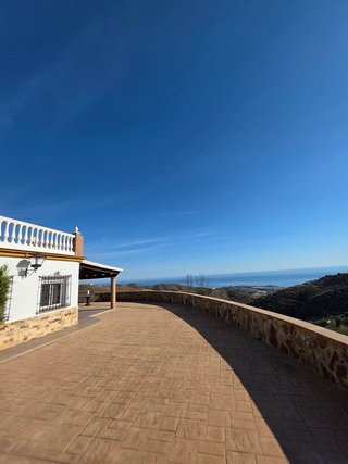 Chalet en alquiler en Sayalonga