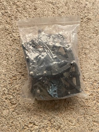 Pedales de descenso negros en buen estado