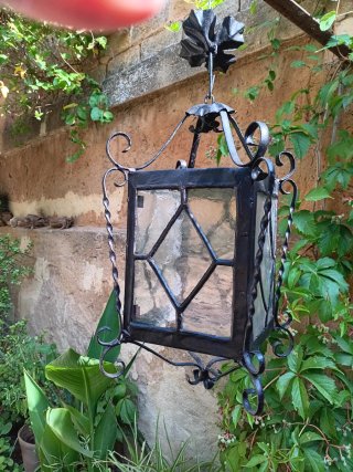 Farol de Hierro Forjado con Cristales