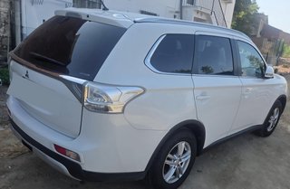 Mitsubishi Outlander 2016