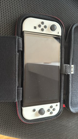 Nintendo Switch OLED +Mario Kart+Zelda +accesorios