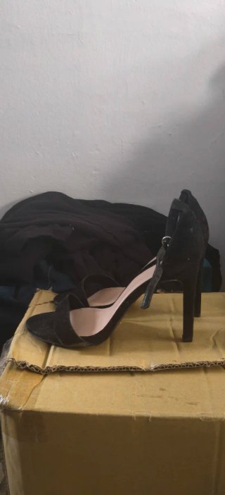 Zapatos de tacón negros