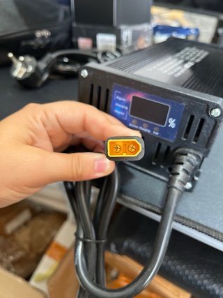 Cargador Batería Li-ion 54.6V 20A