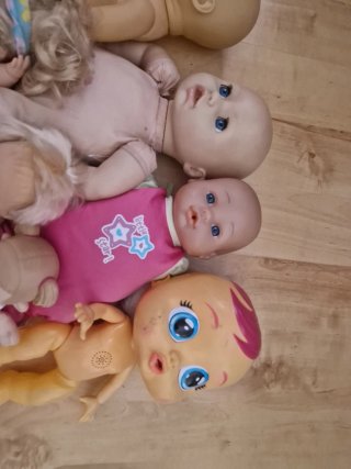 Lote de muñecos variados