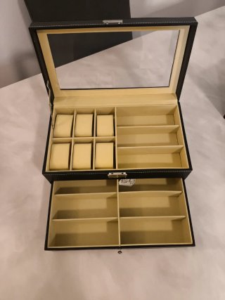 Scatola porta orologi e occhiali