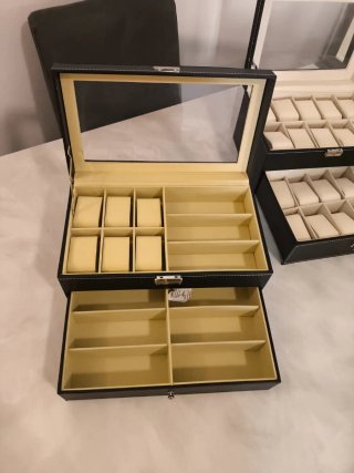 Scatola porta orologi e occhiali