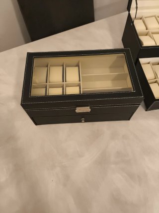 Scatola porta orologi e occhiali