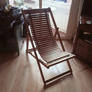 Silla de madera plegable