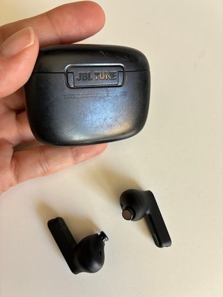 Auriculares Inalámbricos JBL Tune Beam Negros