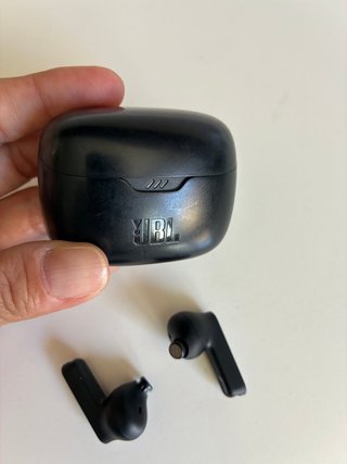 Auriculares Inalámbricos JBL Tune Beam Negros