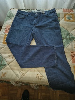 Pantalón vaquero Emidio Tucci T.50