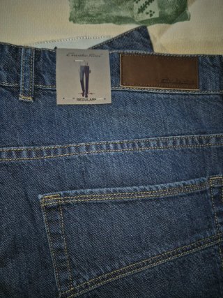 Pantalón vaquero Emidio Tucci T.50