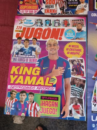 Lote revistas jugón+album y cromos liga 2026-27