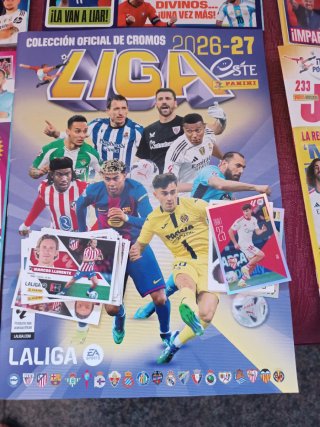 Lote revistas jugón+album y cromos liga 2026-27