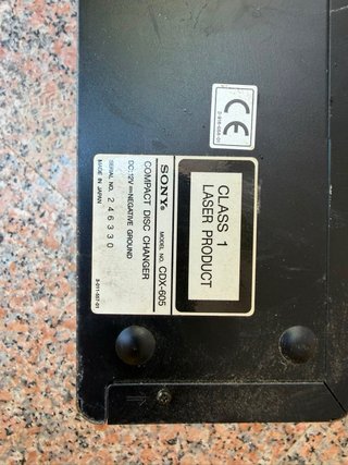 Sony CDX-250 reproductor de CD para coche