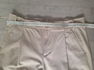 Pantalón Zara verde oliva