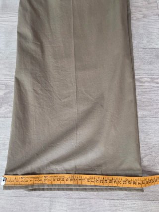 Pantalón Zara verde oliva