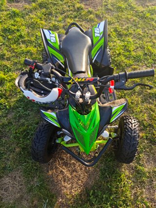 Mini Quad Todoterreno Verde y Negro
