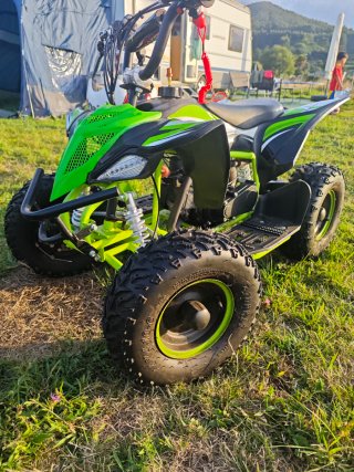 Mini Quad Todoterreno Verde y Negro