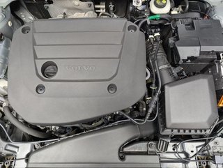 Volvo XC40 2.0 B3 G Core Auto