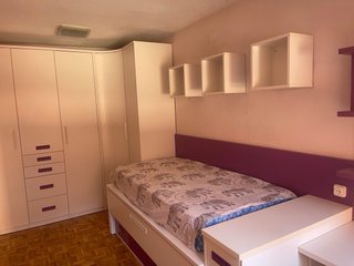 Amplio Piso Exterior de 4 Habitaciones y 2 Baños