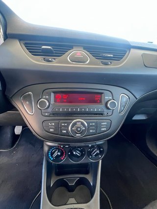 Opel Corsa 1.4 90cv año 2018