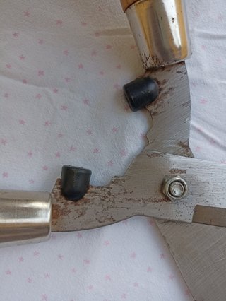 Forbici e segaccio da giardino