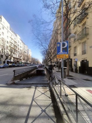 Garaje en alquiler en Lista en Madrid