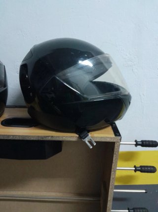 Casco de moto negro