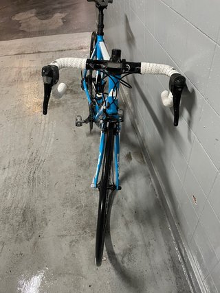 Bicicleta de carretera MMR Azul y Blanca