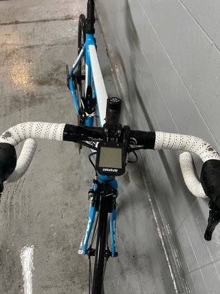 Bicicleta de carretera MMR Azul y Blanca
