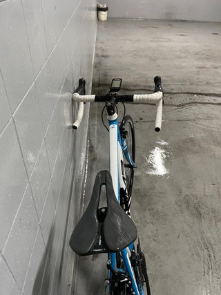 Bicicleta de carretera MMR Azul y Blanca